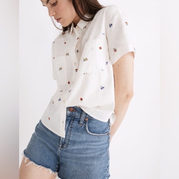 Madewell Tops - Madewell Beachside Shirttail Top in Fresca Fruit size XS